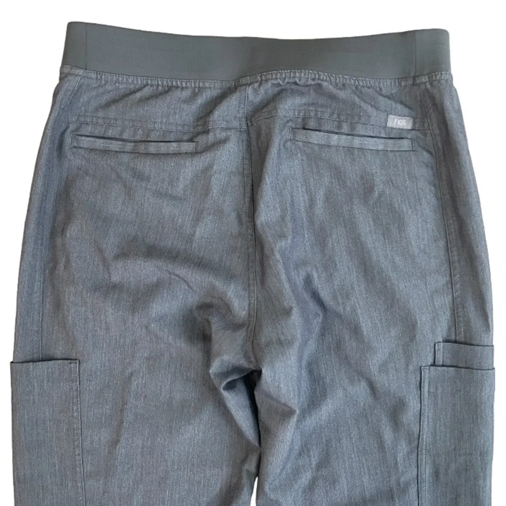 FIGS Axim Cargo Scrub Pants in Graphite Size Medium